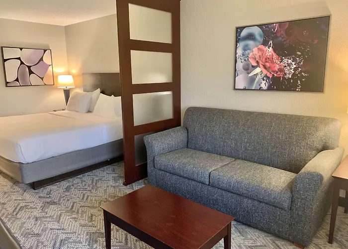 Hotel Oswego