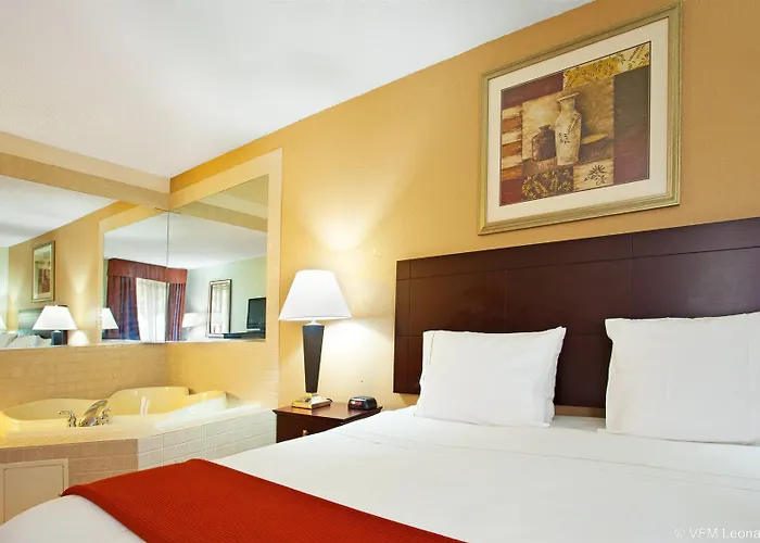 Hotel Oswego Hotel
