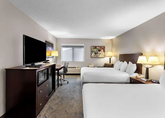 Hotel Oswego Hotel