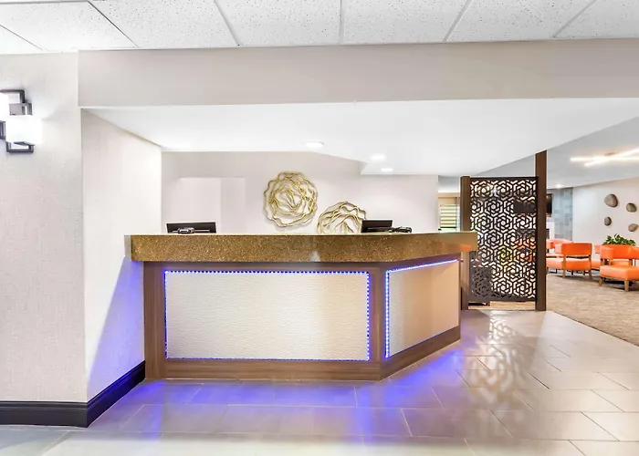 Hotel Oswego Hotel